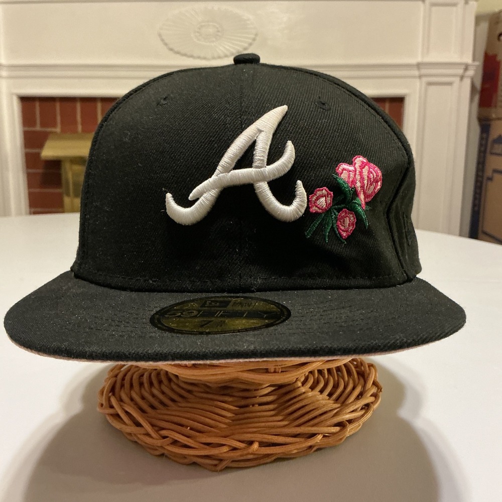 New Era Atlanta Braves Hat Mens 7 5/8 Floral 150th Anniversary Pink Bottom Black